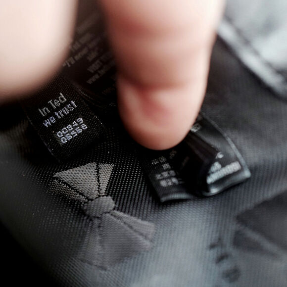 Ted Baker Black Quilted Bow Wallet - Picture 10 of 14